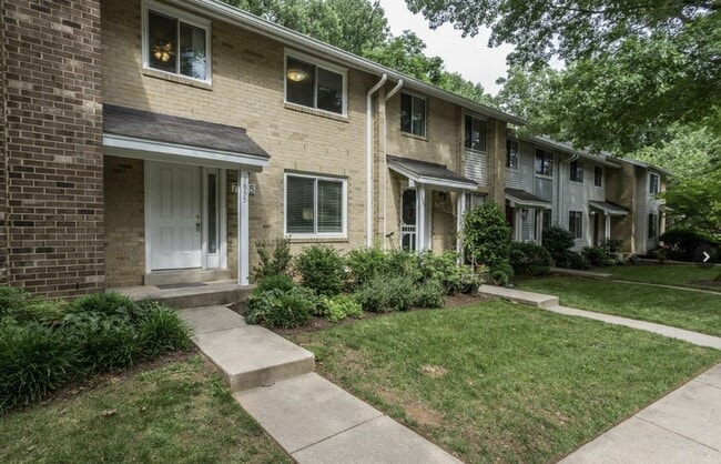 Building Photo - 7835 Archbold Ter