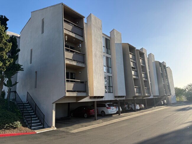 Foto del edificio - 6930 Hyde Park Dr