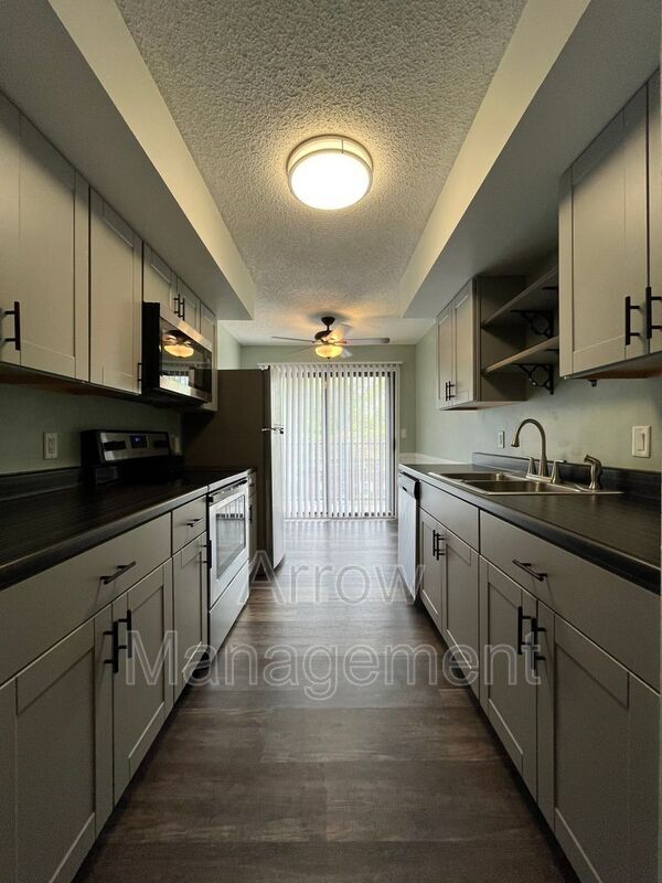 3405 Holdrege St Unit 306, Lincoln, NE 68503 Condo for Rent in