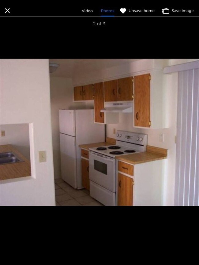 Building Photo - 940 N Palo Verde Blvd