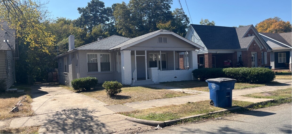 Primary Photo - 610 W 16th St