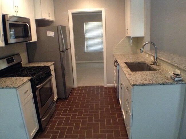 Building Photo - 11107 Reverie Ln
