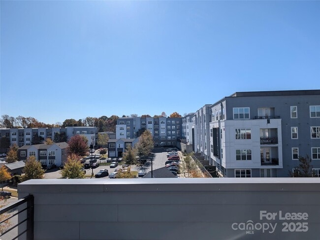 Building Photo - 2322 Elizabeth Ml Pl