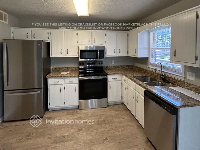 Foto del edificio - 184 Sheila Ln