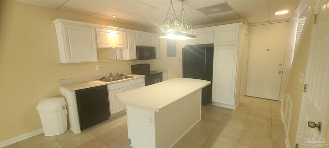 Foto del edificio - 201 Pensacola Beach Rd