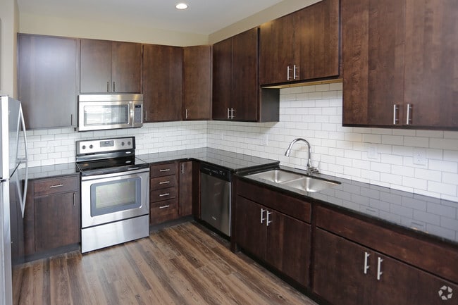 Kitchen - Townhome - The Retreat at Urban Plains