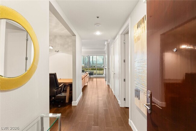 Foto del edificio - 4575 Dean Martin Dr