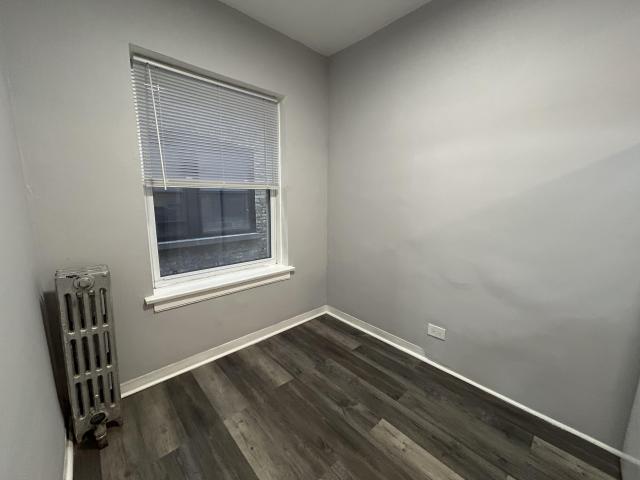 Building Photo - 1 bedroom in Chicago IL 60626