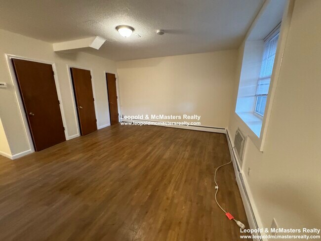 Foto del edificio - 2016 Commonwealth Ave