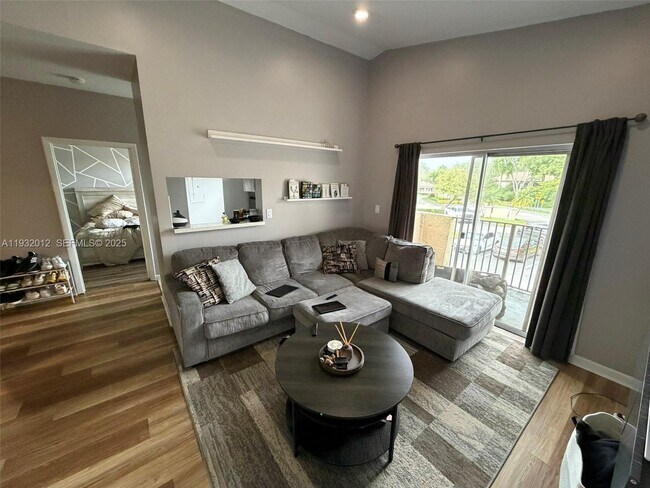 Foto del edificio - 2301 NW 96th Terrace