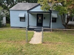 Building Photo - 26 Spring St Building Photo - 26 Spring St