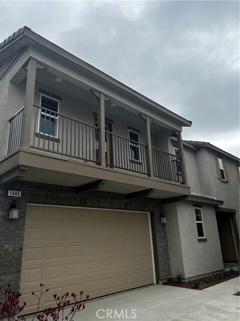 Foto principal - 1646 Coral Bells Pl