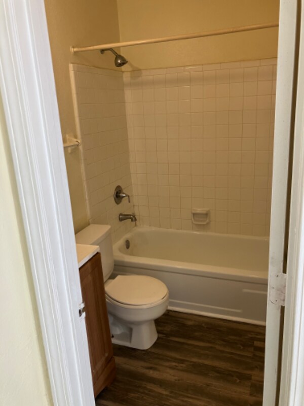 Building Photo - 2317 Giuffrias Ave