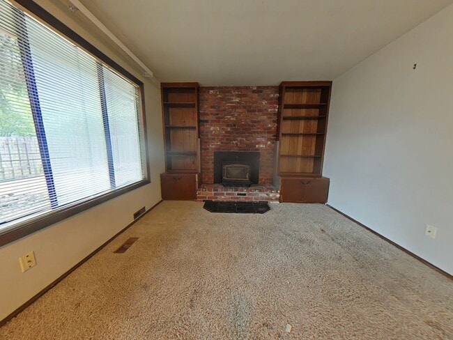 Building Photo - 3 Bedroom House ~ North Corvallis
