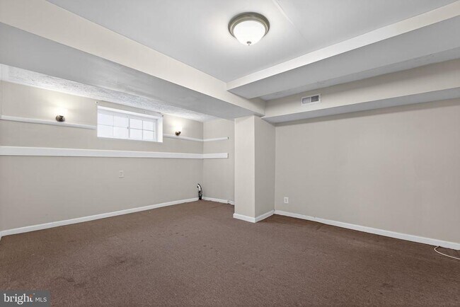Foto del edificio - 3544 4th St