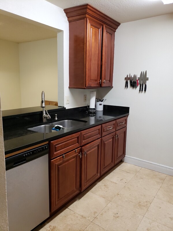 Building Photo - 2053 Dixie Belle Dr