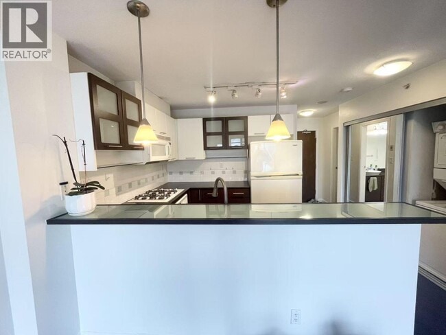 Building Photo - 1608-7831 Westminster Hwy