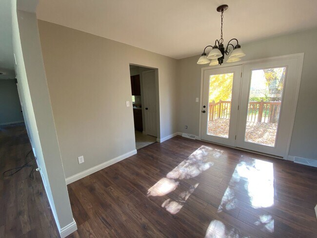 Building Photo - Single Family Home for Rent in Villa Hills!