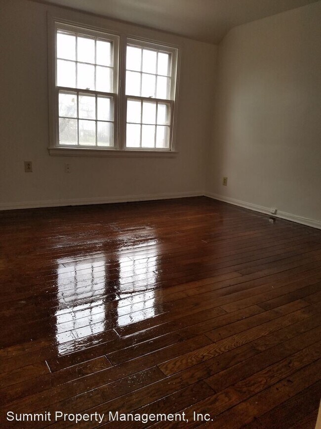 Building Photo - 2 br, 1 bath House - 887 Fahs St.
