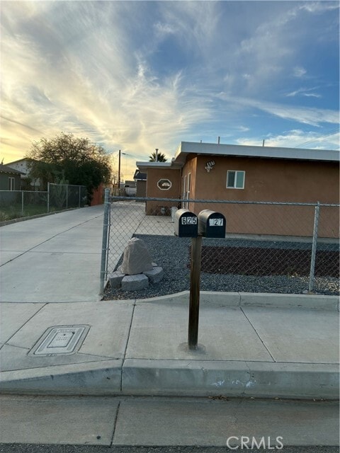 Building Photo - 627 Xenia Ave