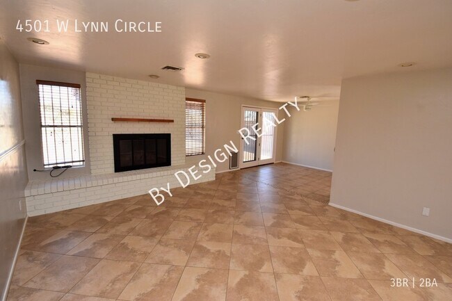 Building Photo - NW Tucson 3 Bed 2 Bath with Huge Yard on C...