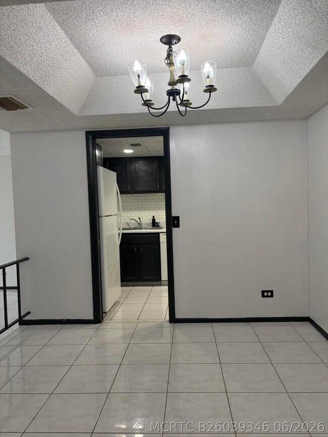 Foto del edificio - 3660 Inverrary Dr