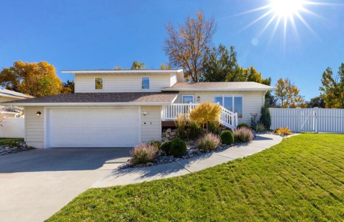 Foto principal - 1024 17th Ave SW