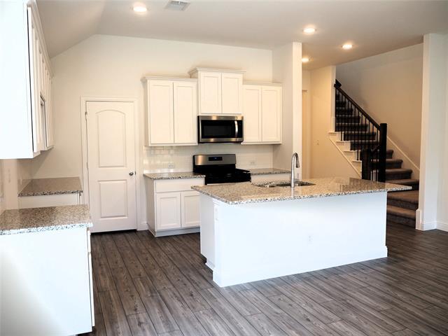 Foto del edificio - 2201 Yellowhammer Rd