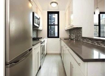 Building Photo - 315 W 58th St