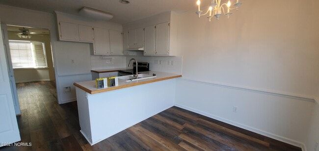 Building Photo - 3919 Sterling Pointe Dr