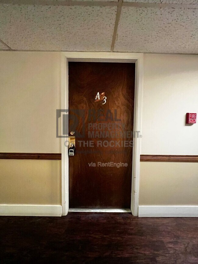 Foto del edificio - 1005 Robertson St