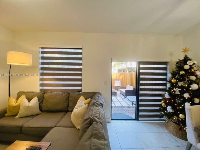 Foto del edificio - 11415 SW 250th St