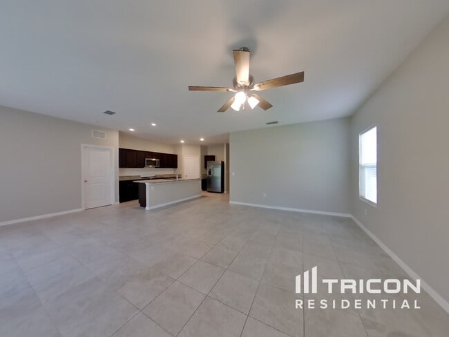 Building Photo - 2996 Neverland Dr