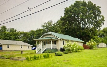 Building Photo - 1509 Layman St