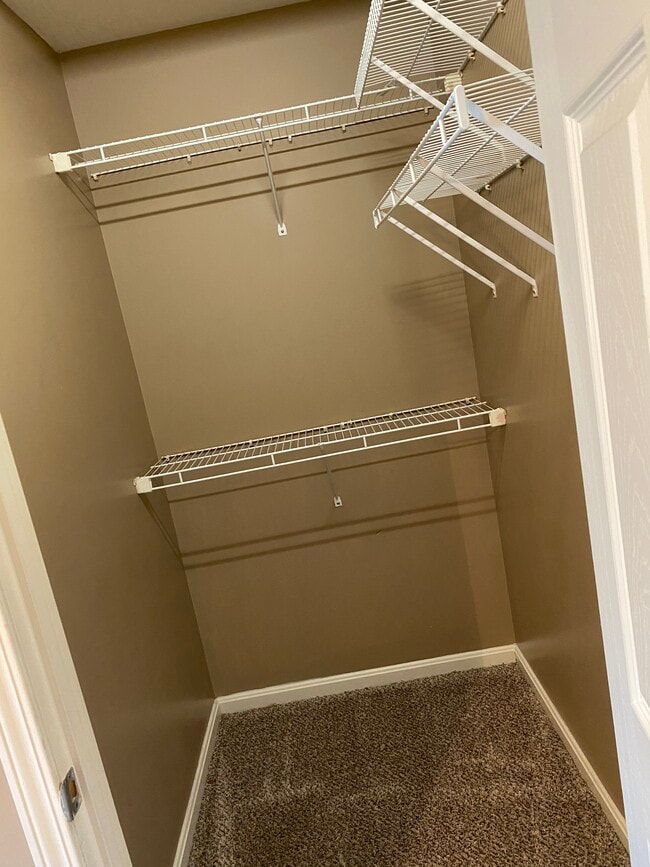 Building Photo - 2508 Woodland Ct