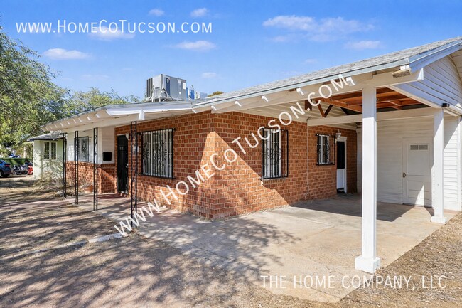 Foto del edificio - 2607 E Beverly Dr