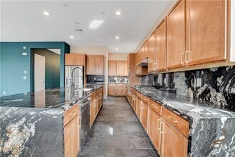 Building Photo - 11837 Grassy Pln Ave