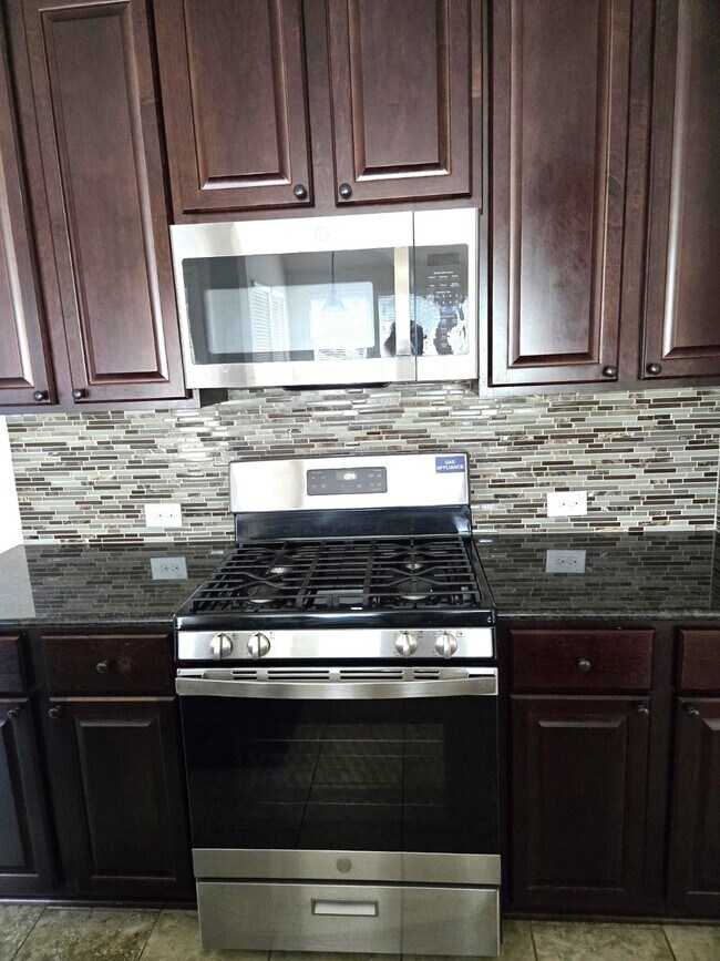 Building Photo - 18719 Fairmont Springs Ct