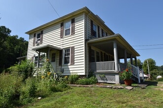 Building Photo - 1197 Prospect Rd