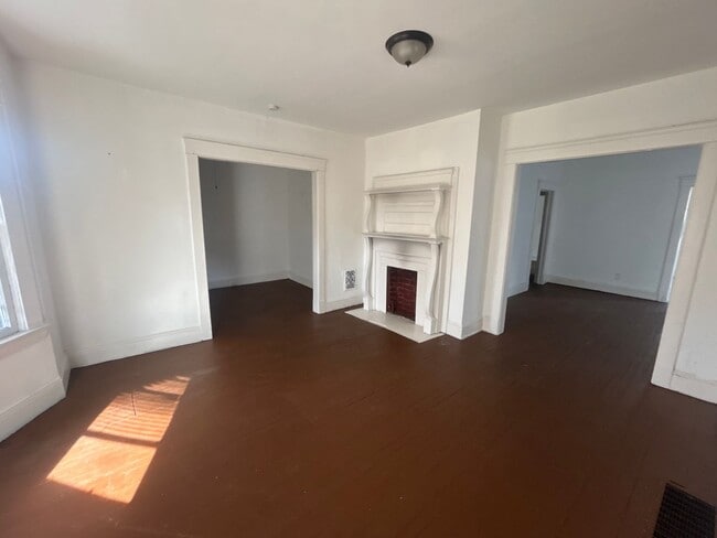 Foto del edificio - 759 E 91st St