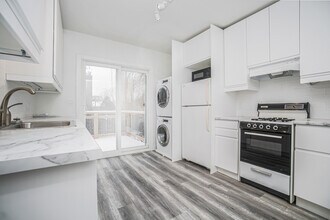 Building Photo - 138 Curzon St