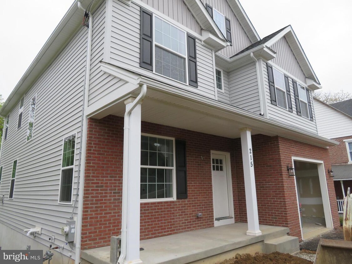 215 E Broad St, Malvern, PA 19355 House Rental in Malvern, PA