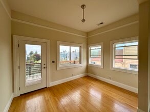 Building Photo - 3220B 23rd St