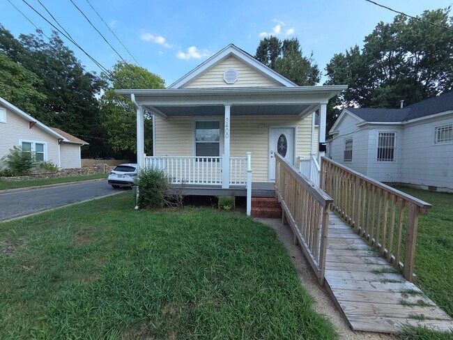 Foto del edificio - 3400 Decatur St