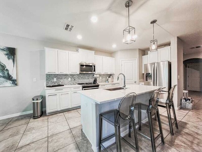 Foto del edificio - 7409 French Marigold Ave.