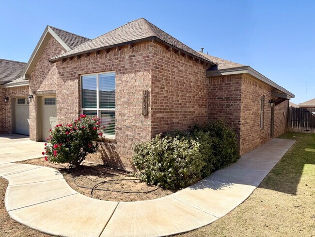 Building Photo - Elevated Finishes, Unbeatable Backyard, and a Location That Delivers
