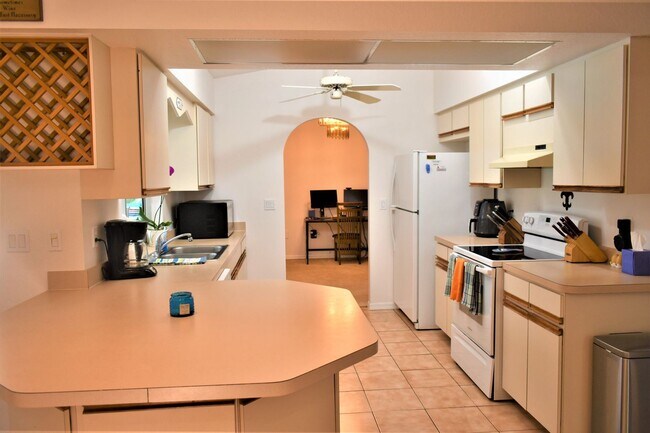 Foto del edificio - 3 br, 2 bath House - 1157 Kensington St