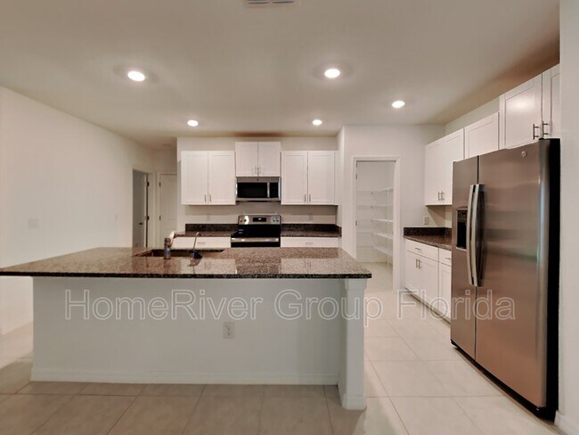 Building Photo - 6417 Ten Acre Ct