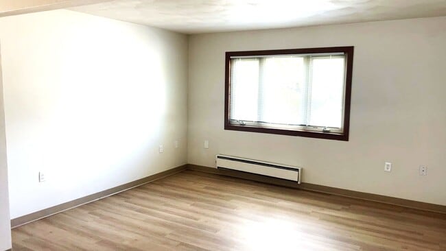 Building Photo - Campus Park Apartments & Commercial