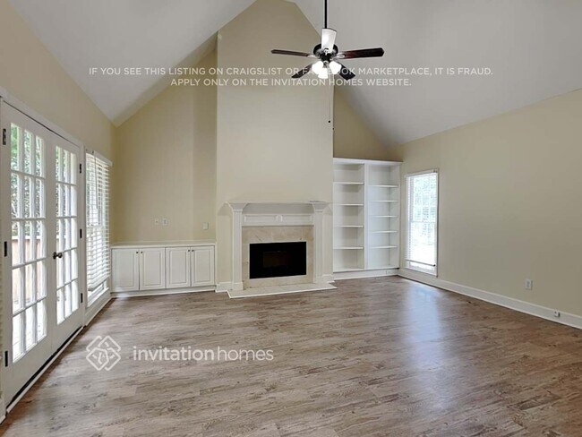 Building Photo - 809 Oak Trail Dr